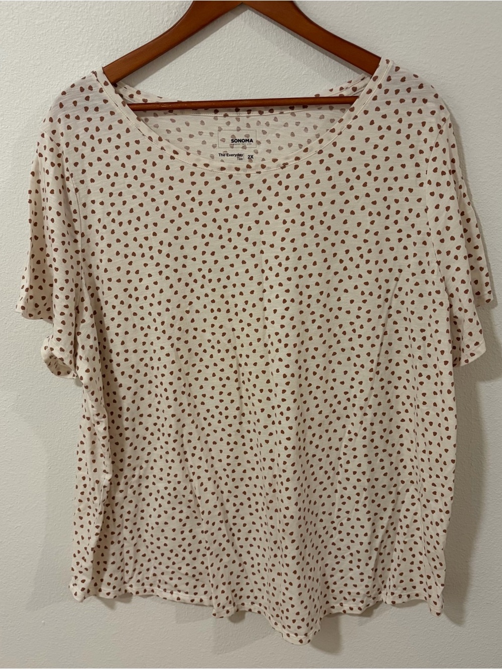 SONOMA Cream Short Sleeve Tee with Rust Dot Print